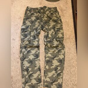 Lee Men's Green Camouflage Cargo Pants
